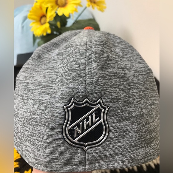 Edmonton Oilers Hat - Picture 2 of 6